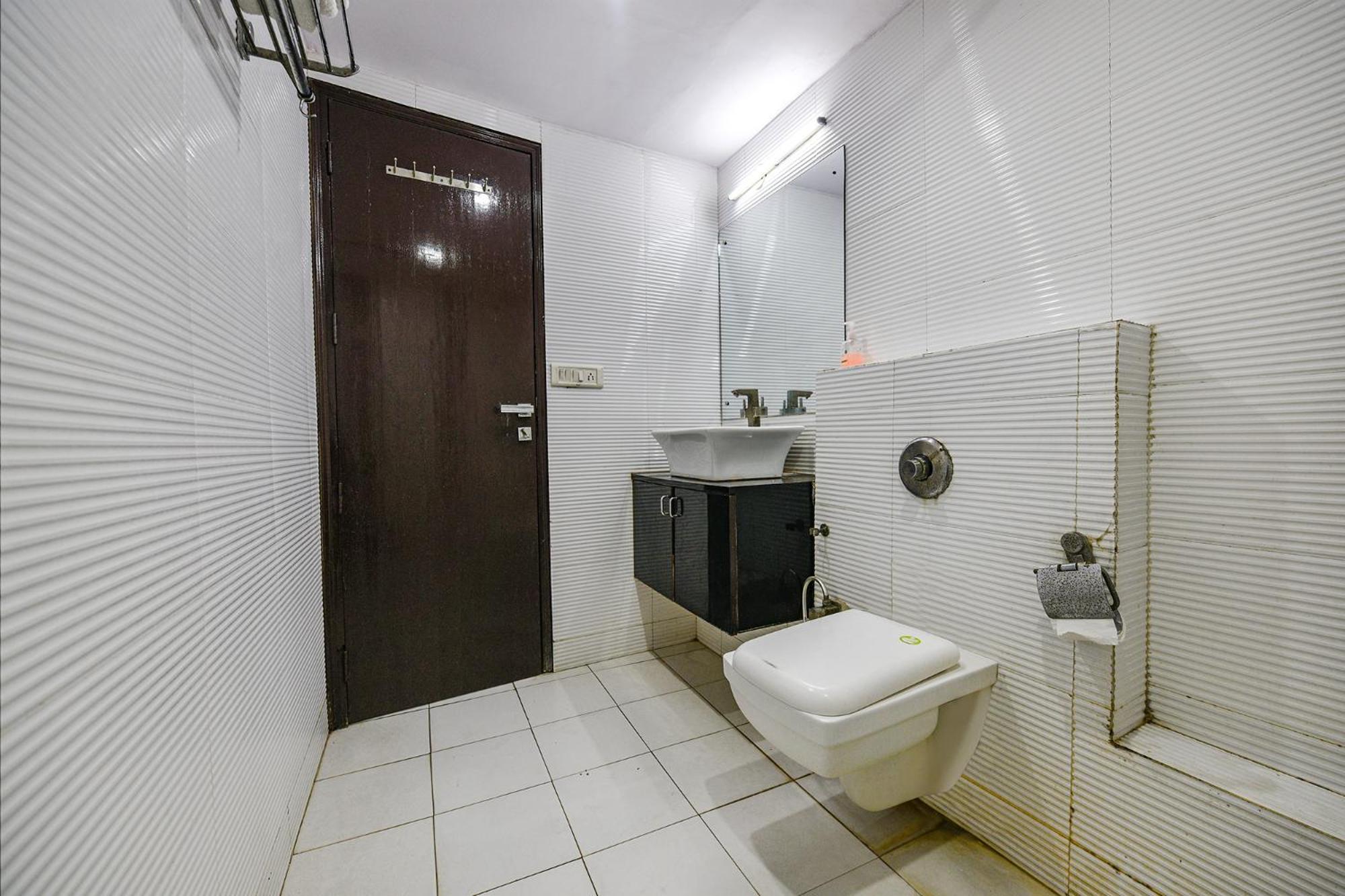 Fabhotel Swiss International Patel Nagar Нью-Делі Екстер'єр фото